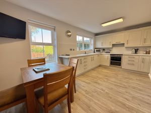 Photo 10- click for photo gallery